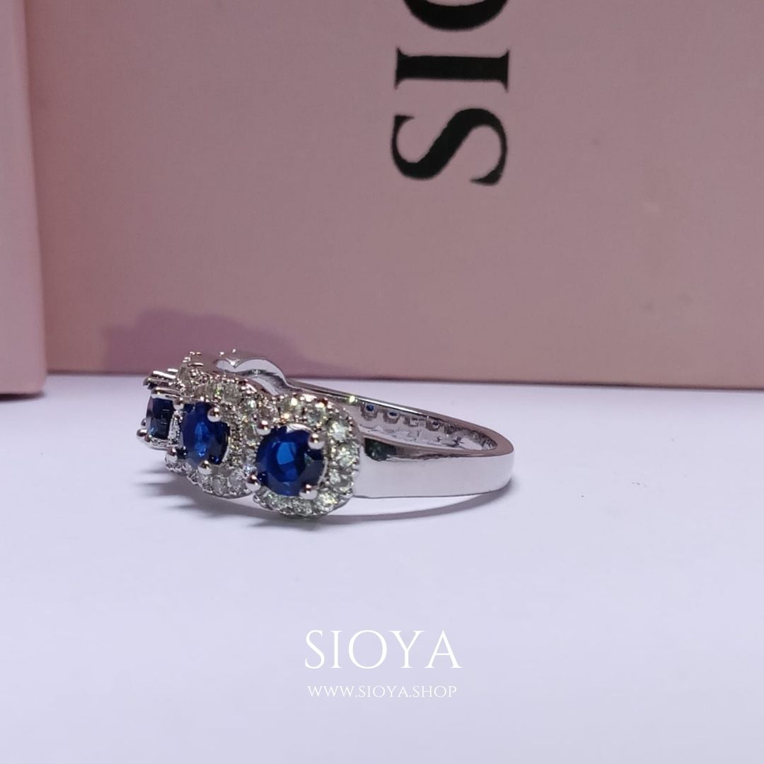 SAPPHIRE DIAMOND RING