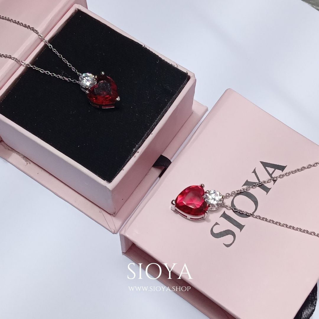 Heart pendant set