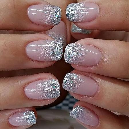 Glittering Glamour Nails